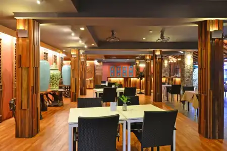 Lap Roi Karon Beachfront - 13