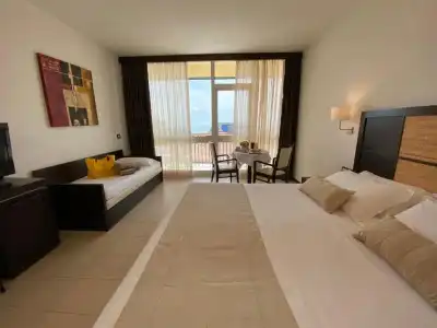 Palace Regina - 35