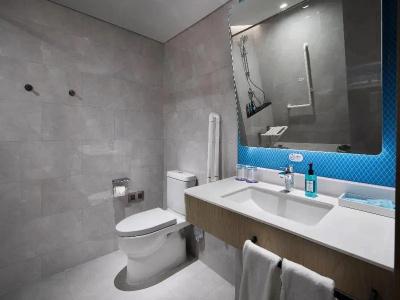 Holiday Inn Express Shenzhen Haiyuan City - 8