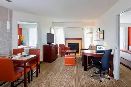 Residence Inn Lansing West - 35