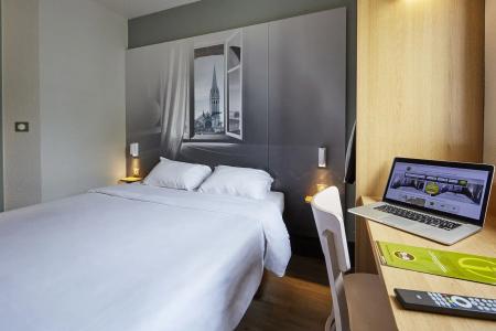 B&B Caen Mémorial - 4