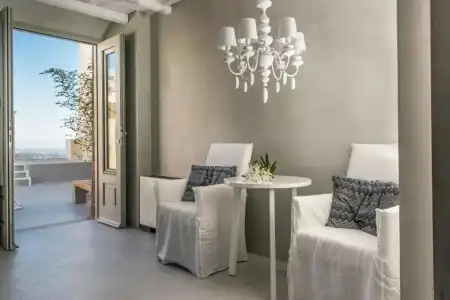 Mythical Blue Luxury Suites - 98