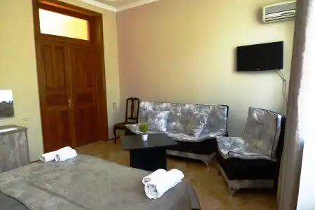 Georgian House - 3