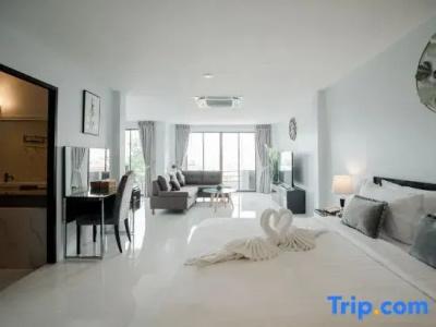 Club Bamboo Boutique Patong Beach Resort - 229