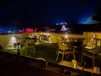 Seven Pyramids Inn - 22