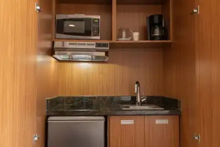 Weston Suites & - 103