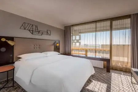 Four Points by Sheraton Munich Arabellapark - 77