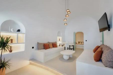 Luna Santorini Suites - 172