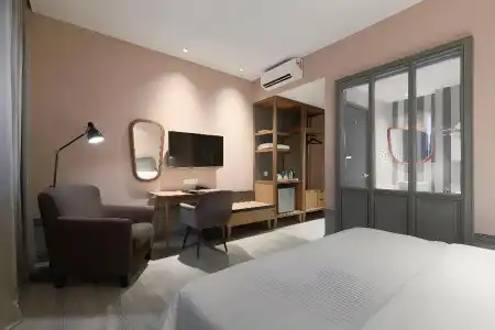 The Jesselton - 30