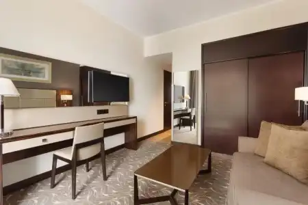 Hawthorn Suites by Wyndham Center - 63