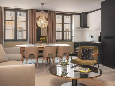 Maisons du Monde Hôtel & Suites - Marseille Vieux Port - 84
