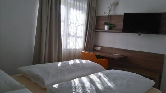 Pension Elisabeth - Rooms & Apartments - 173