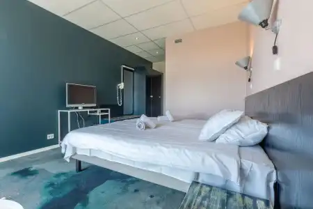 Ö Seaside Suites & Spa - 1
