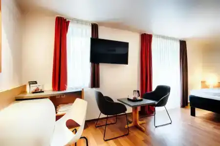 B&B Aachen-Hbf - 57