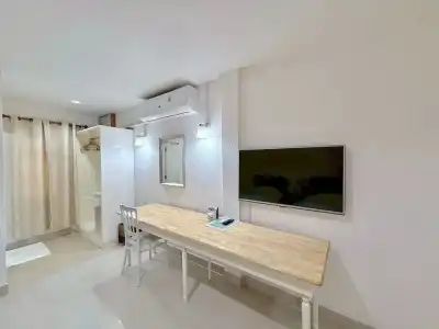 Lopburi Inn Resort - 9