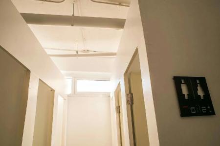 The Port Hostel - 10
