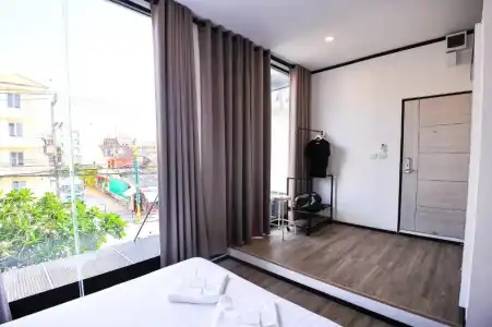 Glur Phuket Patong Beach - 43