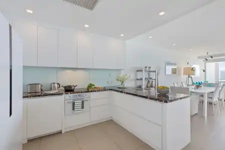 Luxury Apartment Unique Residences - 127