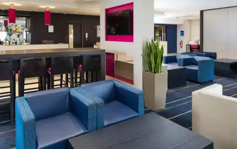 Holiday Inn Express London Wandsworth by IHG - 1