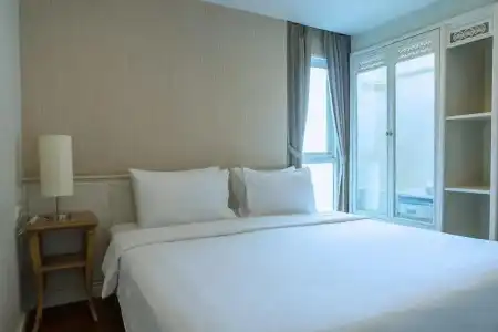 Sabai Sathorn - 56