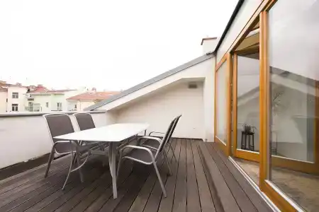 DownTown Suites Kodanská - 6