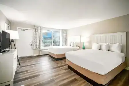 Perry's Ocean-Edge Resort - 2