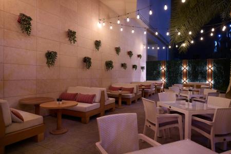 DoubleTree by Hilton Doha - Al Sadd - 23