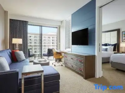 The Waterfront Beach Resort, A Hilton - 260