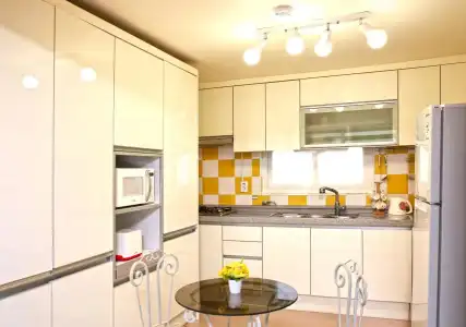 Wow Hills Guest House - 8