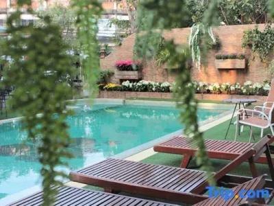 White Boutique and Spa - 62