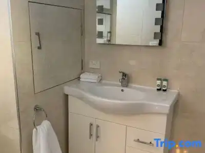 The Macquarie - 113