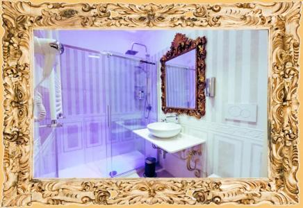 Impero Vaticano Suites Guest House - 189