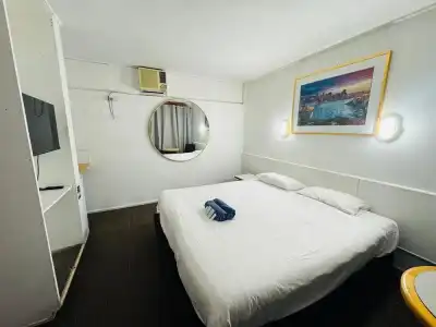 Mayfield Motel - 23