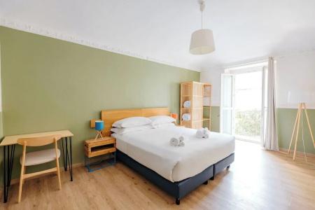 Tomato Urban Retreat - 90