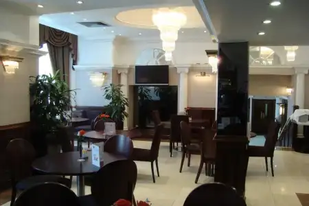 Royal Eagle - 11