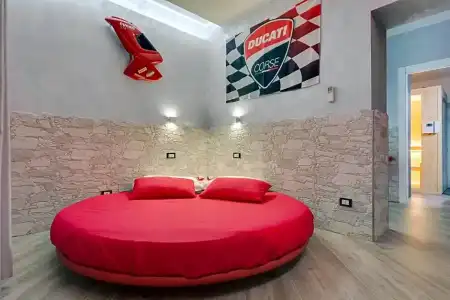 Excellence Suite - 180