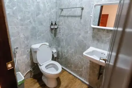 Diff Hostel - 112