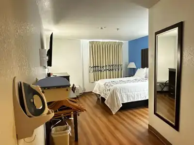SureStay Plus By Best Western Niagara Falls East - 30