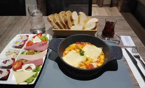 Castle Franco Suites - 14