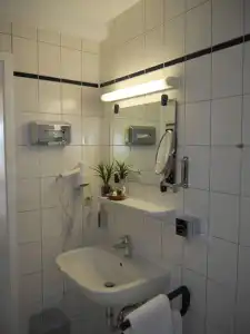 & Gästehaus Seehof - 44