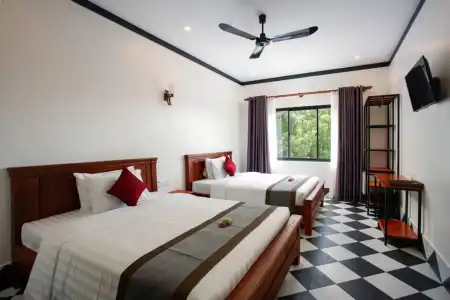 Noni Tree Hostel - 3