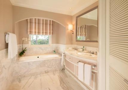 The Beverly Hills - Dorchester Collection - 27