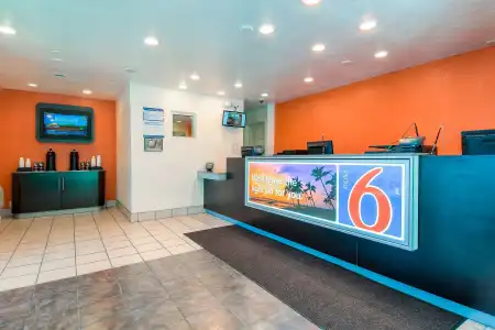 Motel 6 San Diego, CA - Circle - Mission Valley - 1