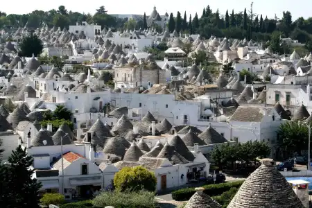 Trulli Holiday Albergo Diffuso - 44