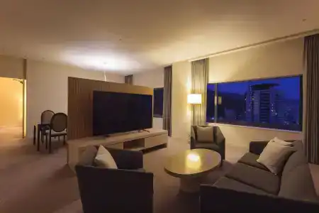 ANA Crowne Plaza Kobe by IHG - 5