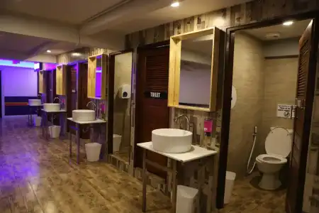 Balcony Party Hostel - Adult Only +18 - 5