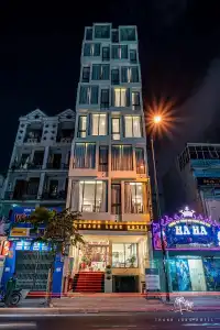 Thanh Long Bach Dang - 0