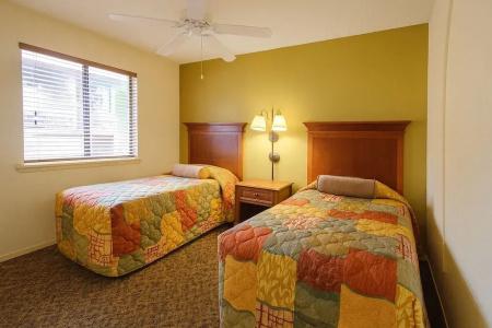 Crown Point Resort - 21