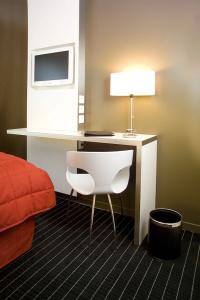 B&B Home Lyon Centre Berthelot - 46