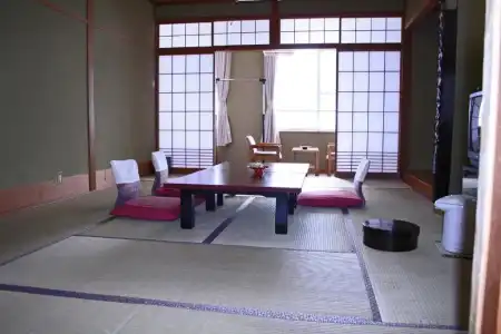 Akakura Wakui - 34